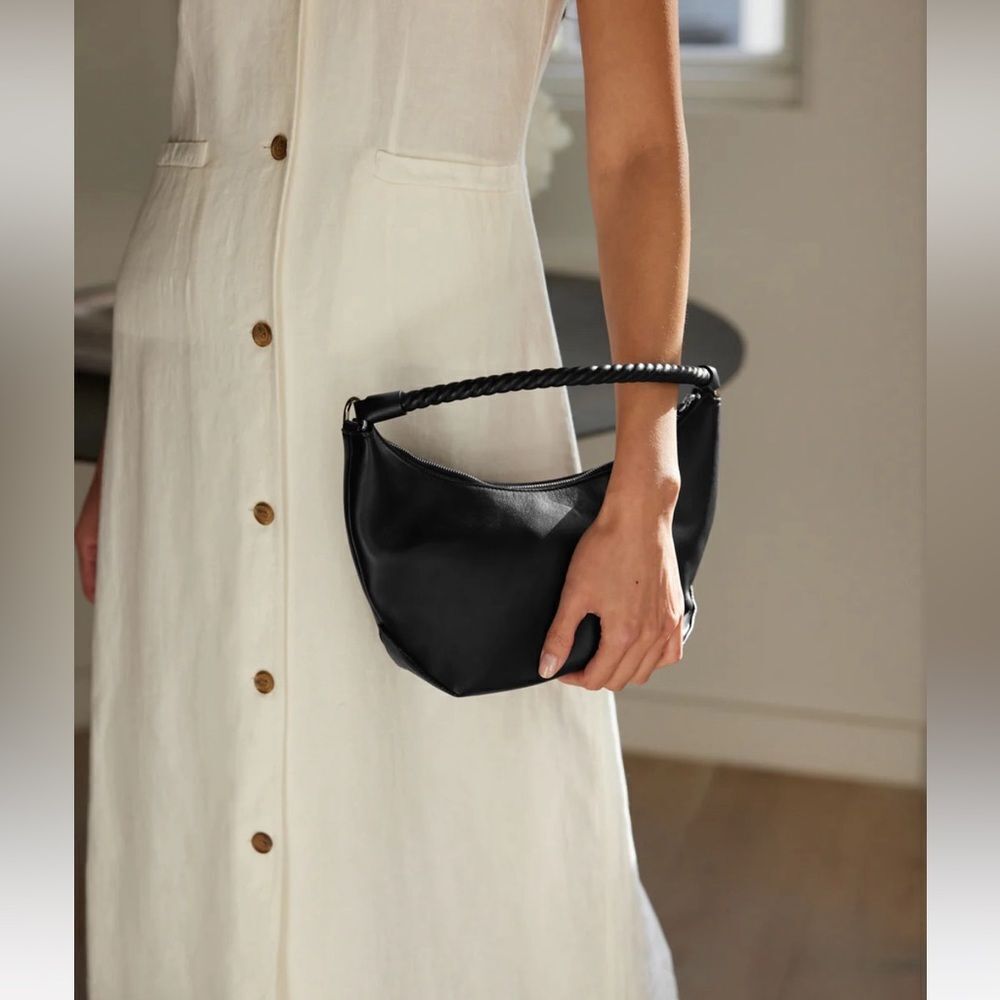 JENNI KAYNE Crescent Shoulder Bag - Picture 3 of 9